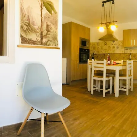 Apartment Alegranza In The Beautiful Village Of Mozaga, Lanzarote